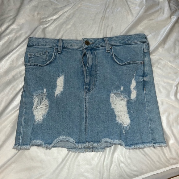 I never wear it! great quality and never worn! - Picture 2 of 2